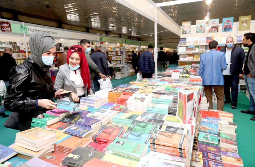 Bookmakers narrate to (Al-Mada) funny situations with customers at various book fairs